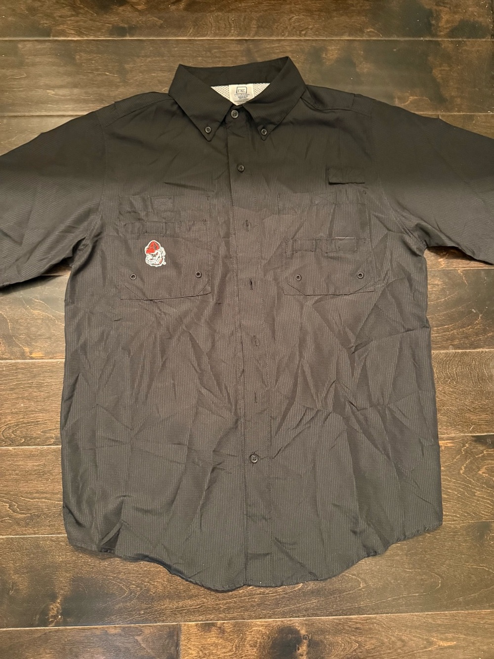 Pro Edge Black Georgia Bulldogs Button-Up Shirt with White Mesh Lining